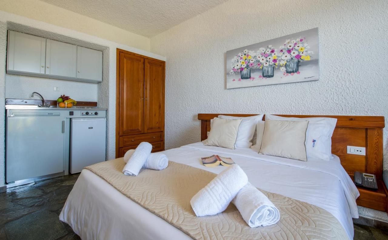 Folia Apartments Chania Agia Marina Exterior foto
