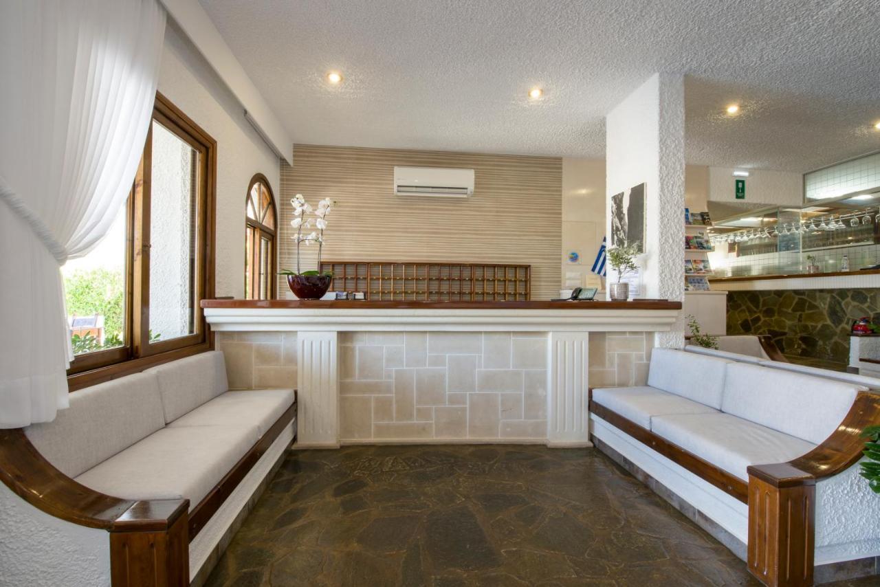 Folia Apartments Chania Agia Marina Exterior foto